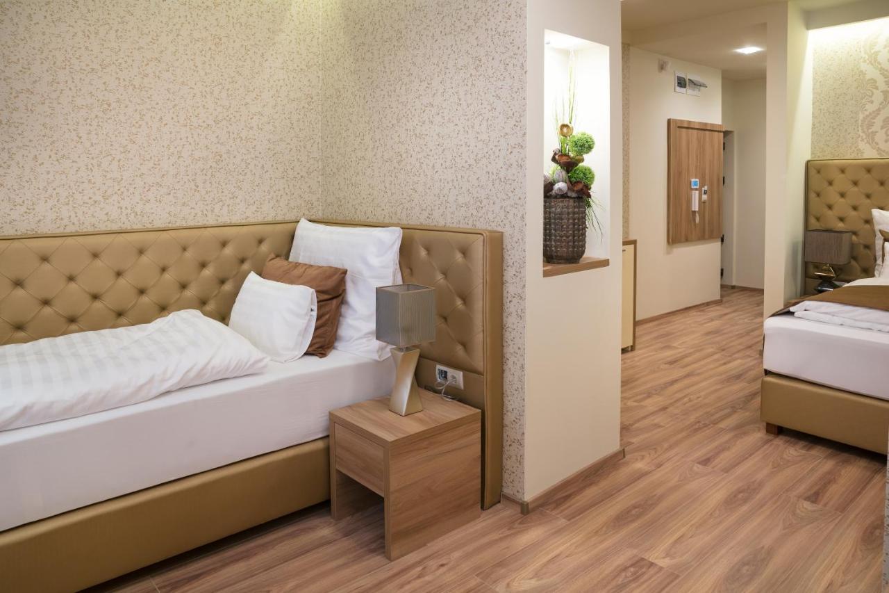 Foter Rezidencia 2 Lejlighedshotel Győr Eksteriør billede
