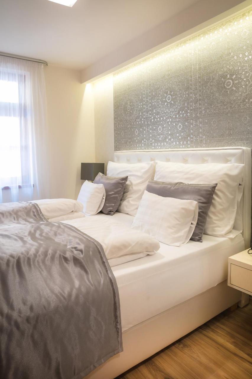 Foter Rezidencia 2 Lejlighedshotel Győr Eksteriør billede