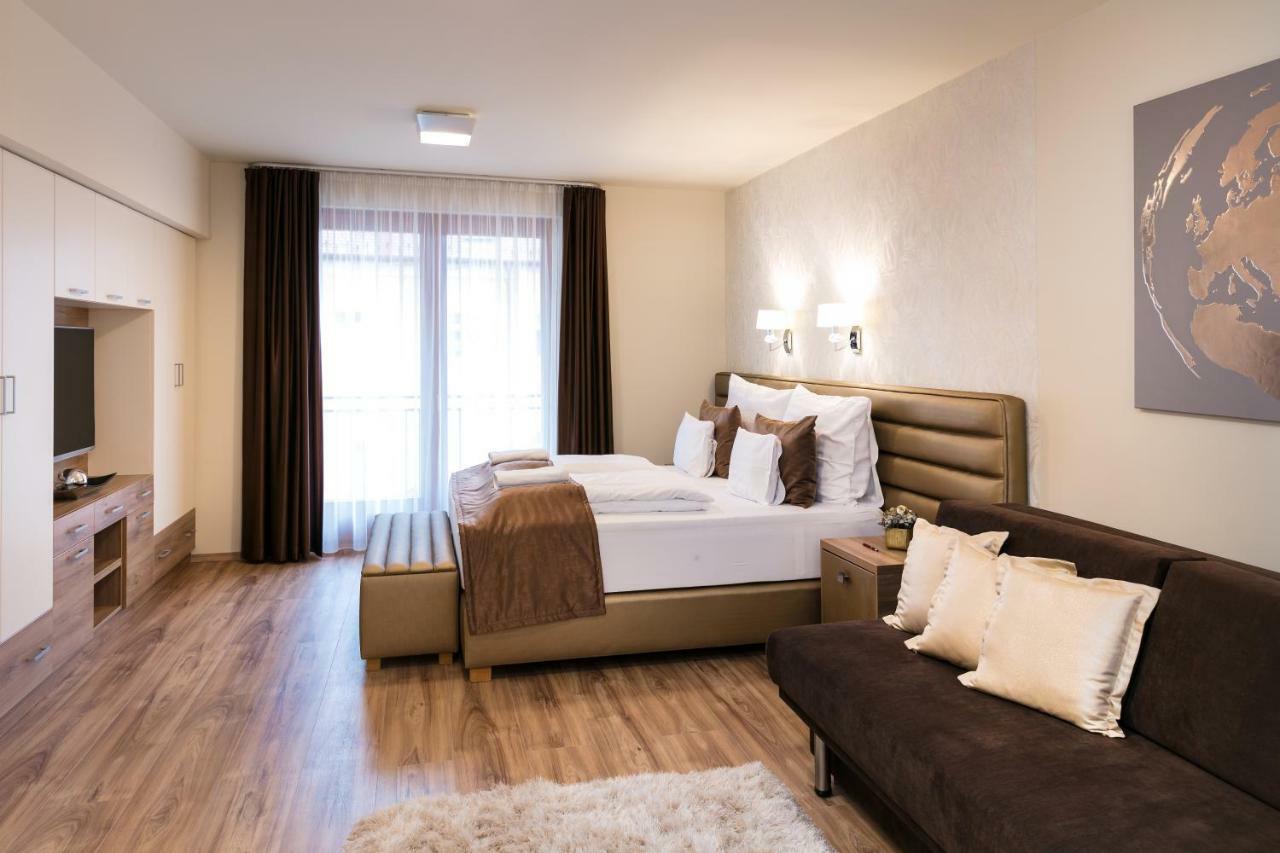 Foter Rezidencia 2 Lejlighedshotel Győr Eksteriør billede