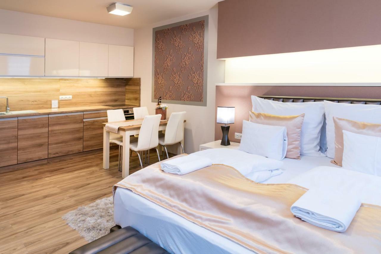 Foter Rezidencia 2 Lejlighedshotel Győr Eksteriør billede