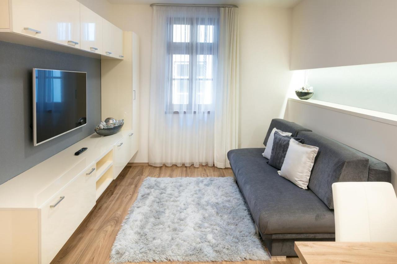 Foter Rezidencia 2 Lejlighedshotel Győr Eksteriør billede